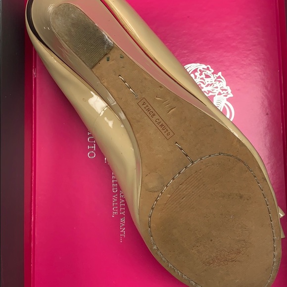 Vince Camuto Beige Patent Leather Peep Toe Wedges. - Picture 5 of 5